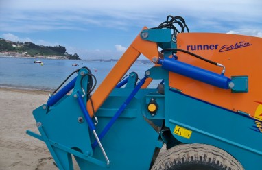 Runner Evolution beach cleaner